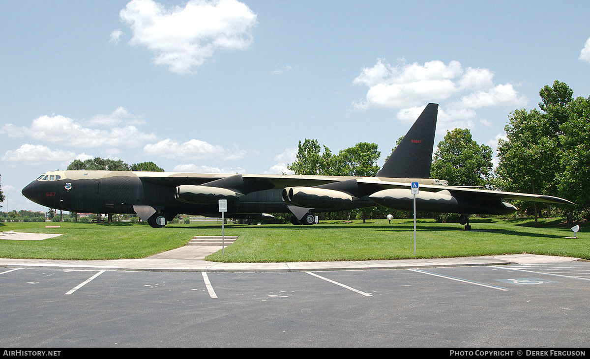 Aircraft Photo of 56-687 / 60687 | Boeing B-52D Stratofortress | USA - Air Force | AirHistory.net #663513