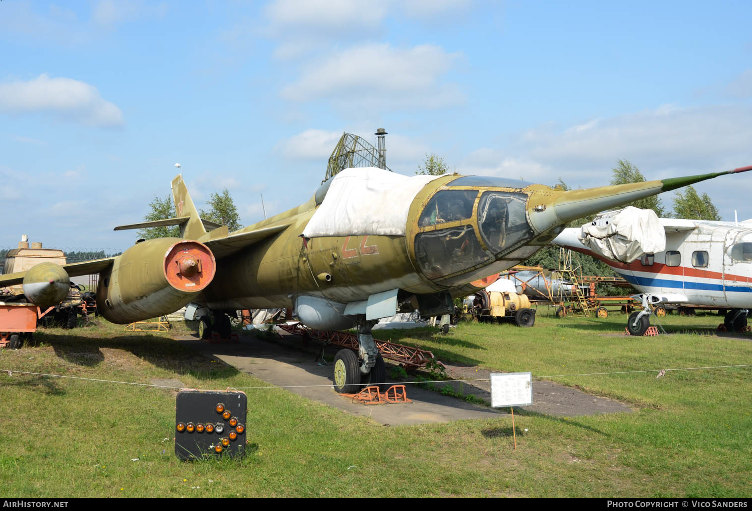 Aircraft Photo of 22 red | Yakovlev Yak-28R | Russia - Air Force | AirHistory.net #663606
