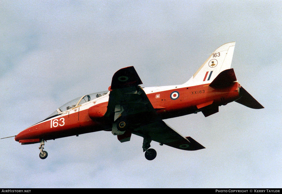 Aircraft Photo of XX163 | Hawker Siddeley Hawk T1 | UK - Air Force | AirHistory.net #663637