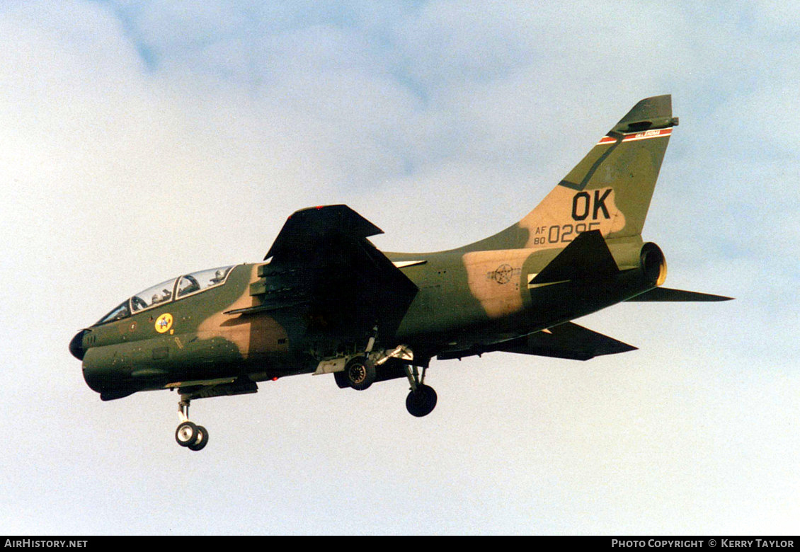 Aircraft Photo of 80-0295 / AF80-295 | Vought A-7K Corsair II | USA - Air Force | AirHistory.net #663655