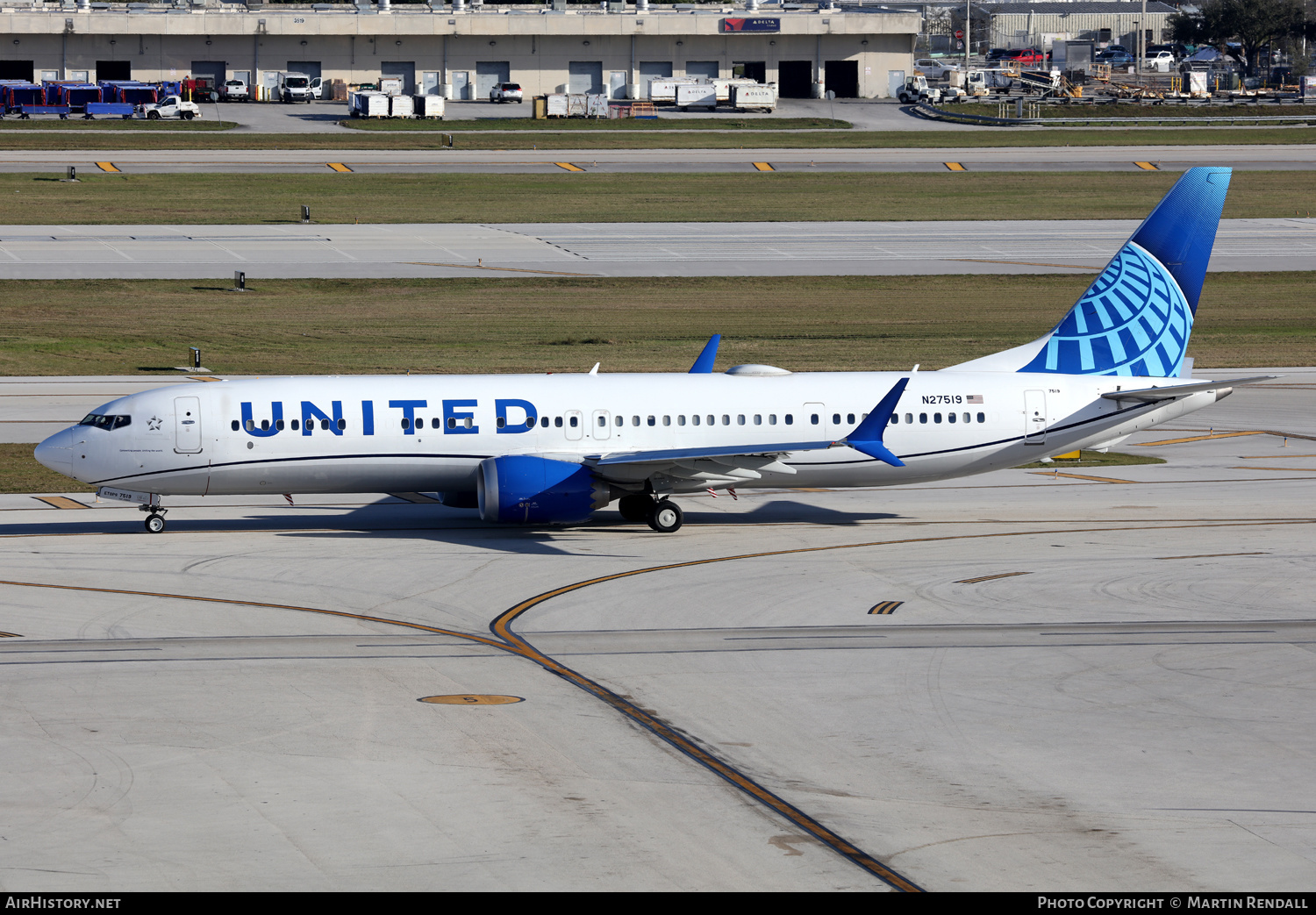 Aircraft Photo of N27519 | Boeing 737-9 Max 9 | United Airlines | AirHistory.net #663719