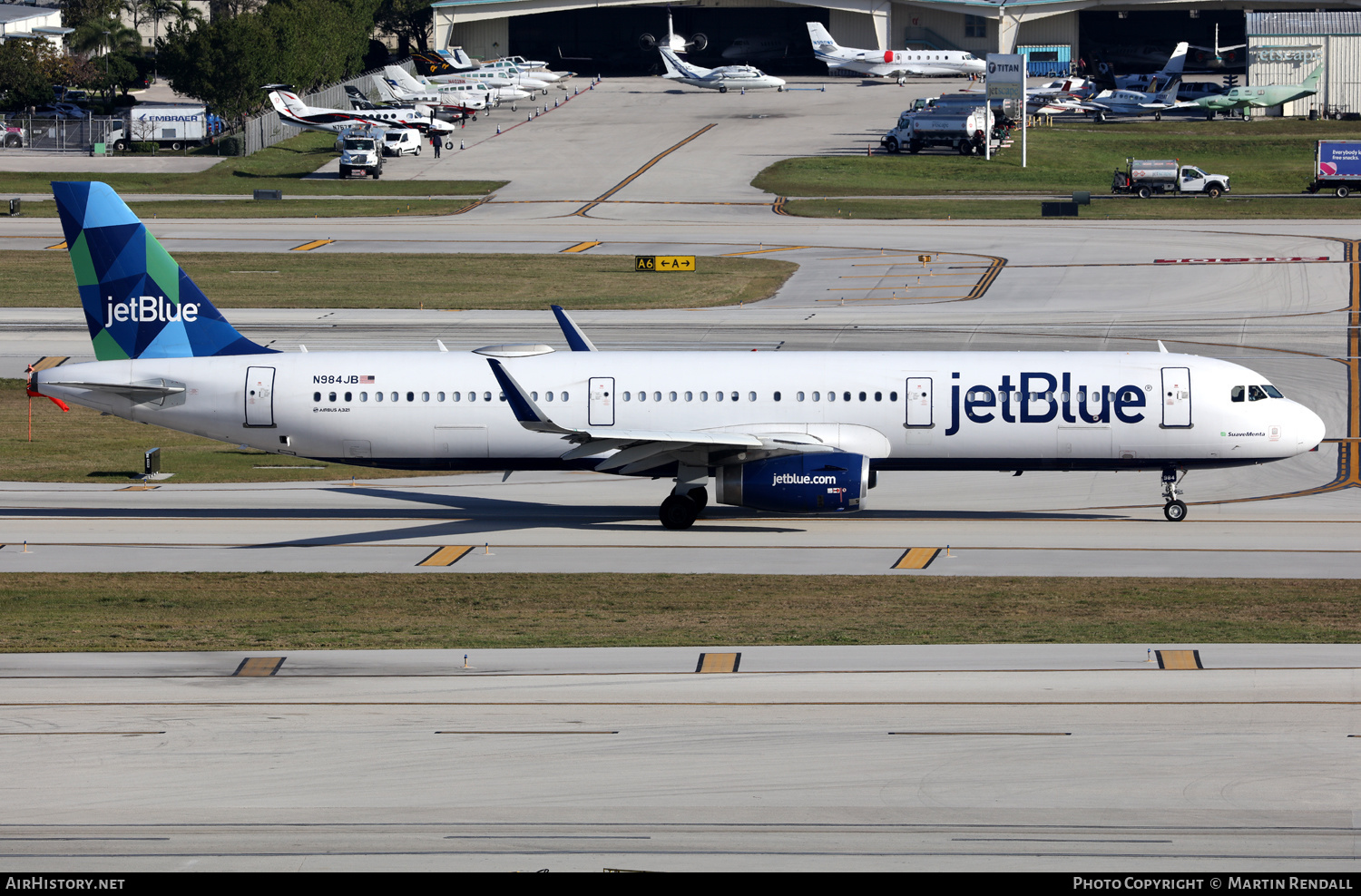 Aircraft Photo of N984JB | Airbus A321-231 | JetBlue Airways | AirHistory.net #663792