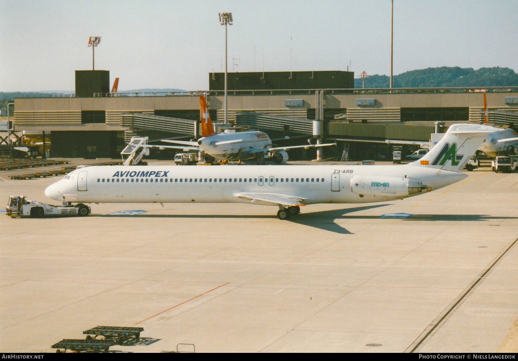 Aircraft Photo of Z3-ARB | McDonnell Douglas MD-81 (DC-9-81) | Avioimpex | AirHistory.net #663804