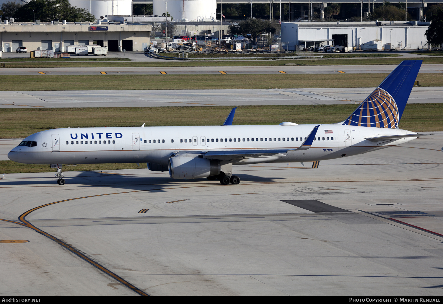 Aircraft Photo of N17126 | Boeing 757-224 | United Airlines | AirHistory.net #663805
