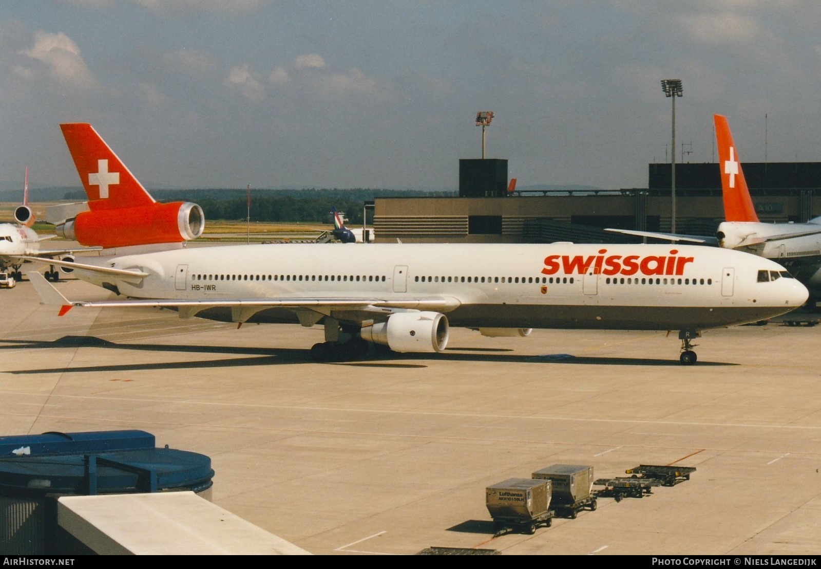 Aircraft Photo of HB-IWR | McDonnell Douglas MD-11 | Swissair | AirHistory.net #663929