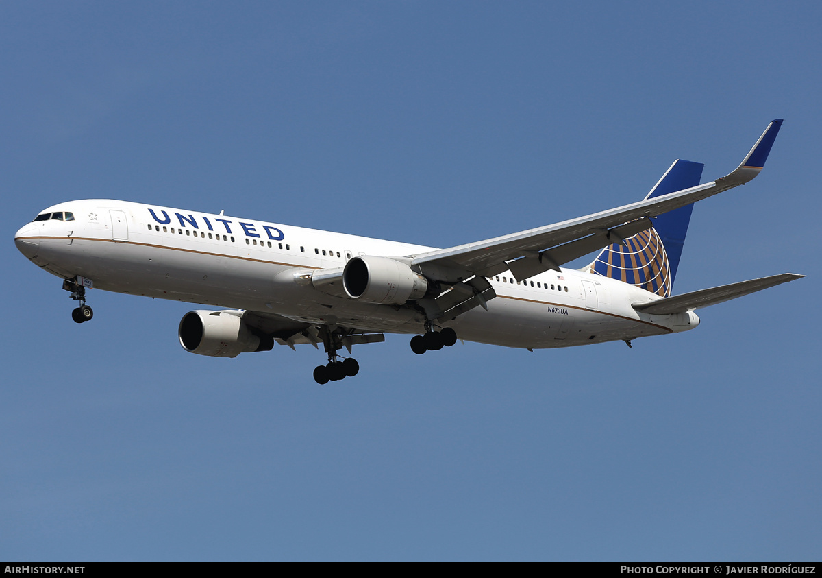 Aircraft Photo of N673UA | Boeing 767-322/ER | United Airlines | AirHistory.net #663937