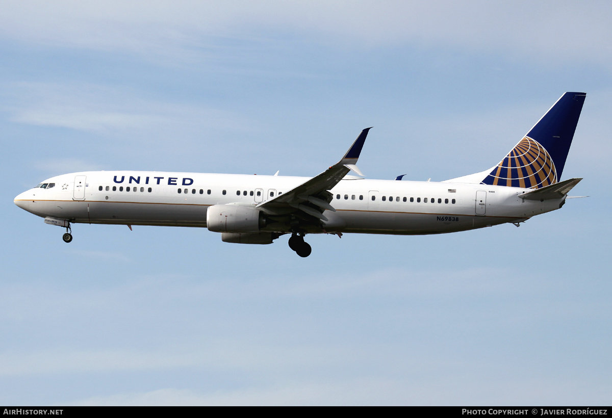 Aircraft Photo of N69838 | Boeing 737-924/ER | United Airlines | AirHistory.net #663946