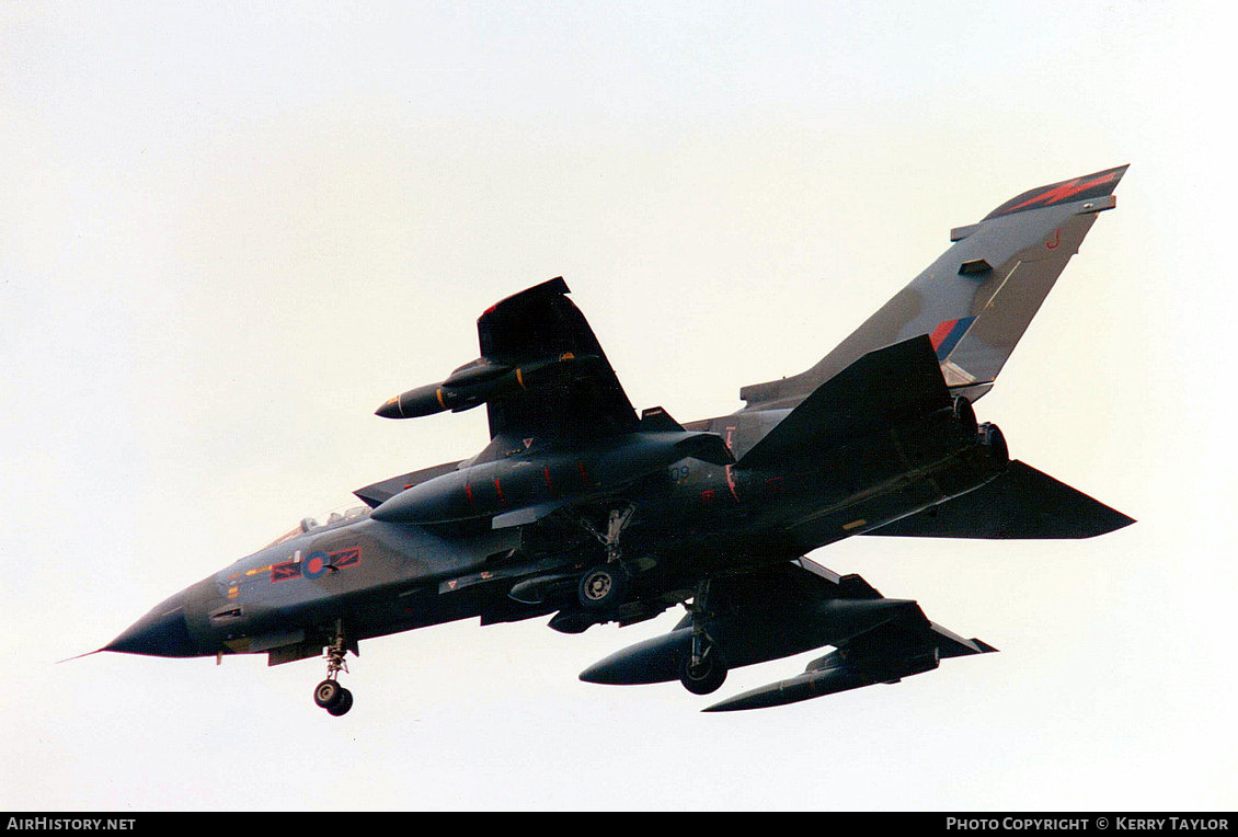Aircraft Photo of ZA609 | Panavia Tornado GR1 | UK - Air Force | AirHistory.net #663962