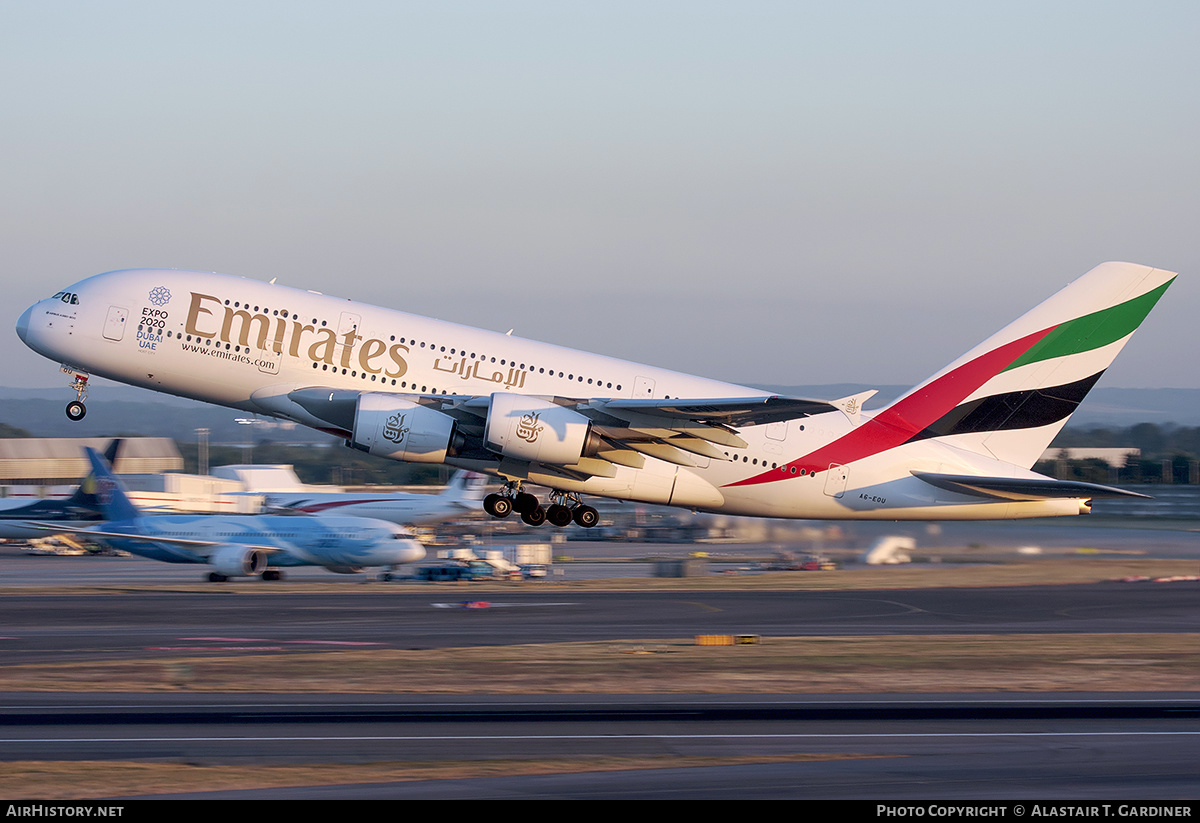 Aircraft Photo of A6-EOU | Airbus A380-861 | Emirates | AirHistory.net #663967