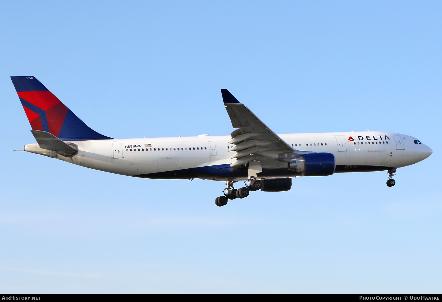 Aircraft Photo of N858NW | Airbus A330-223 | Delta Air Lines | AirHistory.net #664011