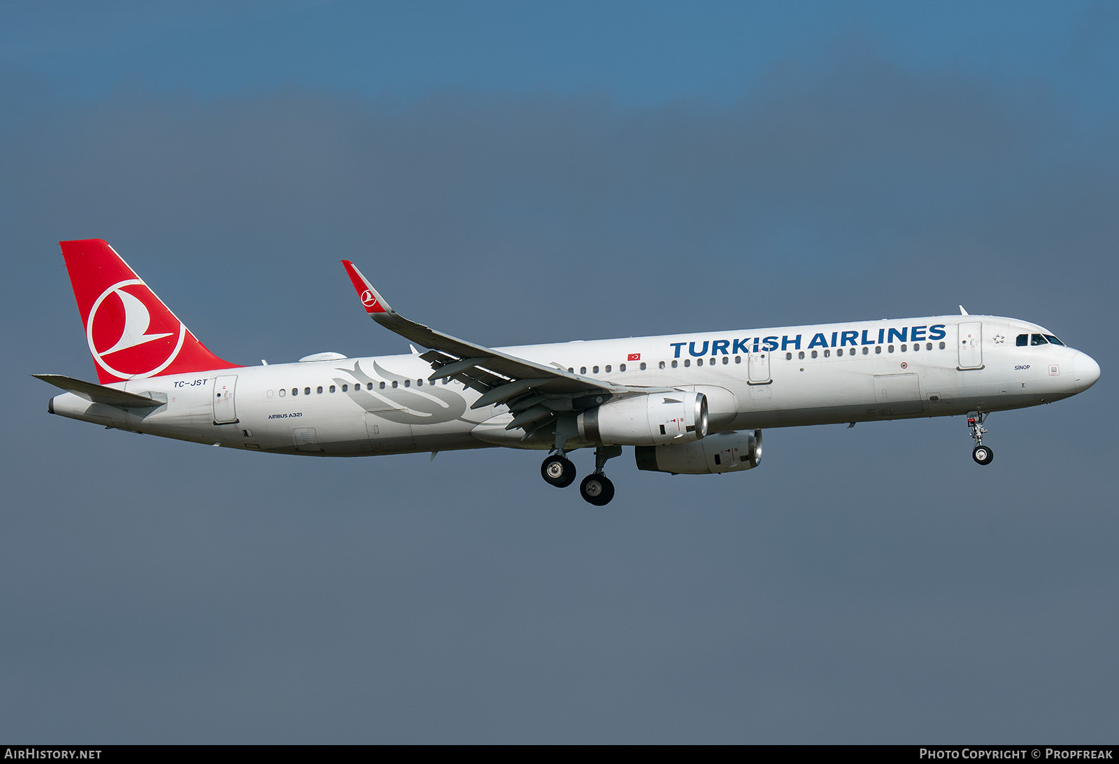 Aircraft Photo of TC-JST | Airbus A321-231 | Turkish Airlines | AirHistory.net #664077