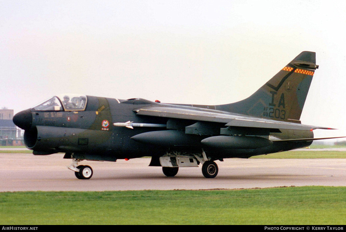 Aircraft Photo of 69-6203 / AF69-203 | LTV A-7D Corsair II | USA - Air Force | AirHistory.net #664078