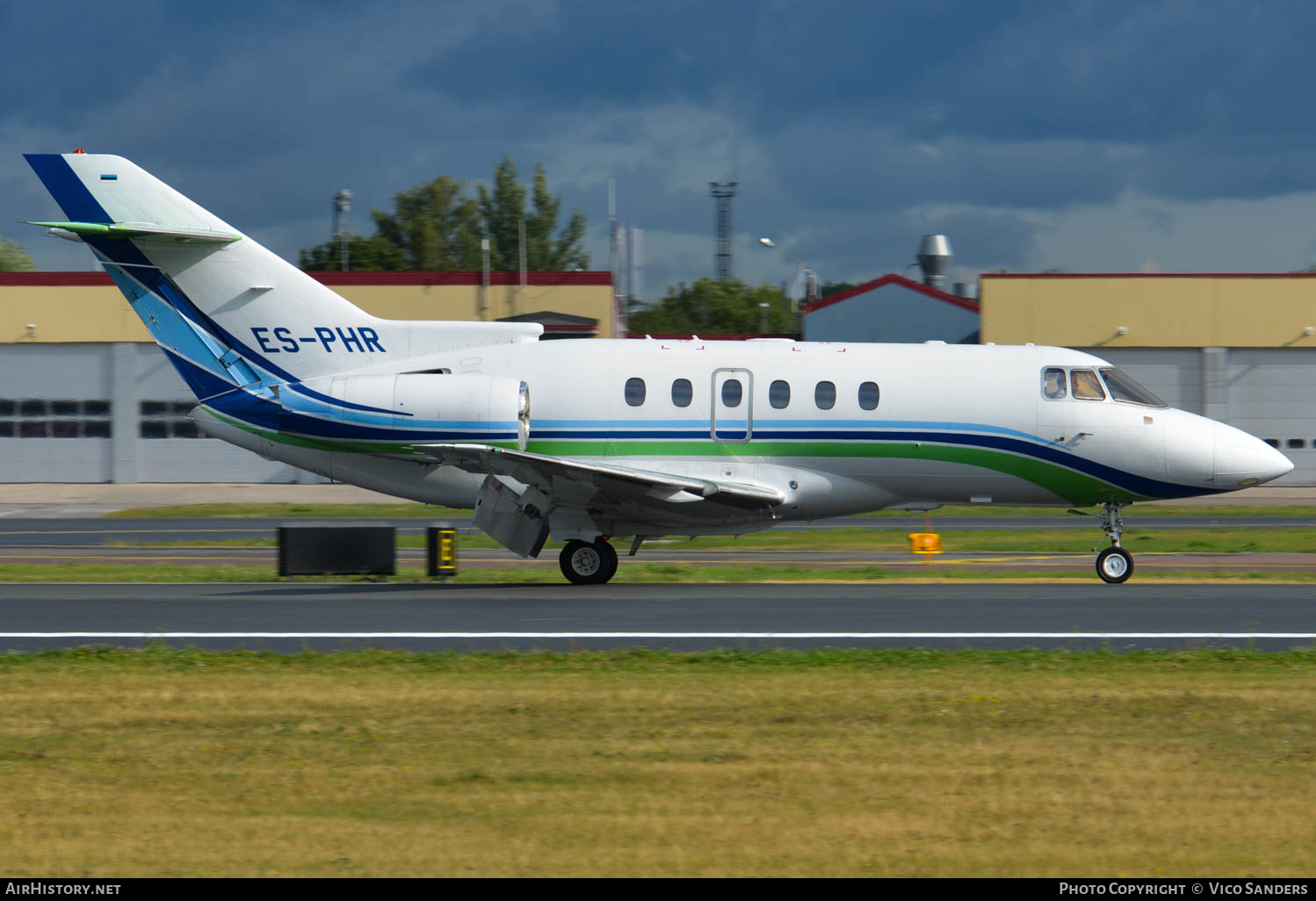 Aircraft Photo of ES-PHR | Hawker Beechcraft 750 | AirHistory.net #664153