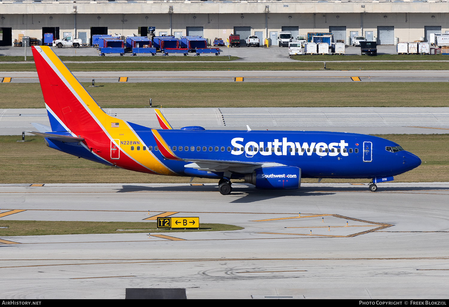 Aircraft Photo of N228WN | Boeing 737-7H4 | Southwest Airlines | AirHistory.net #664222