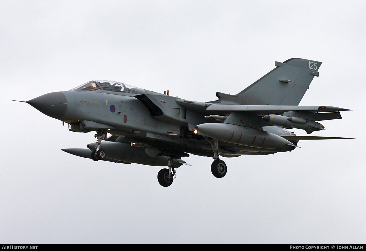 Aircraft Photo of ZG726 | Panavia Tornado GR4A | UK - Air Force | AirHistory.net #664284