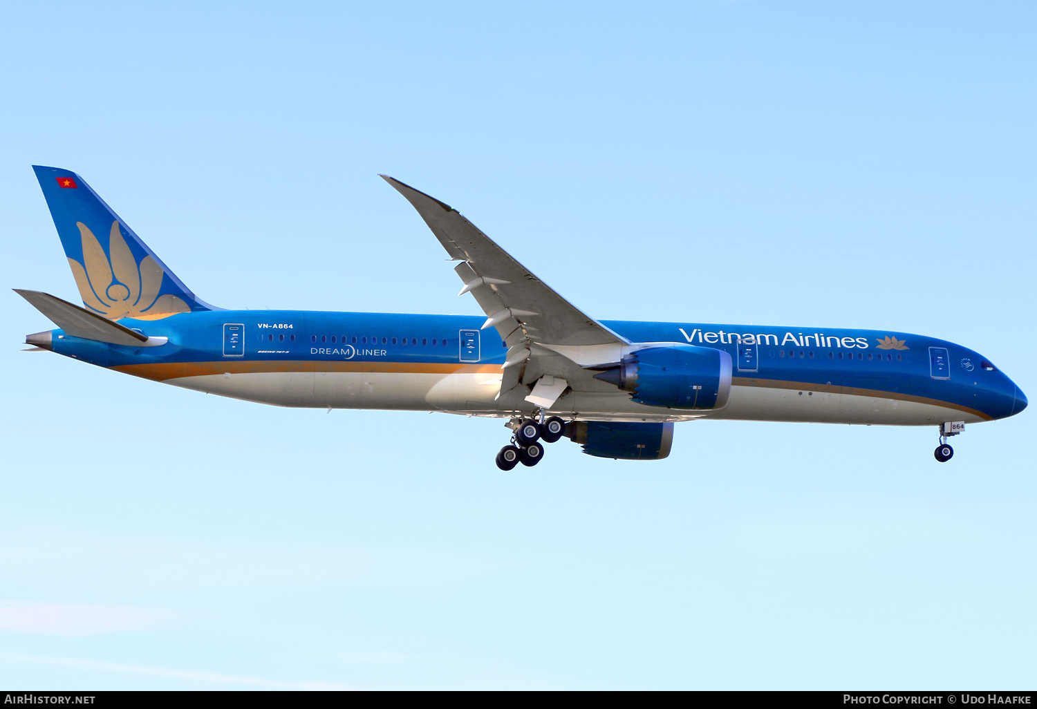 Aircraft Photo of VN-A864 | Boeing 787-9 Dreamliner | Vietnam Airlines | AirHistory.net #664339