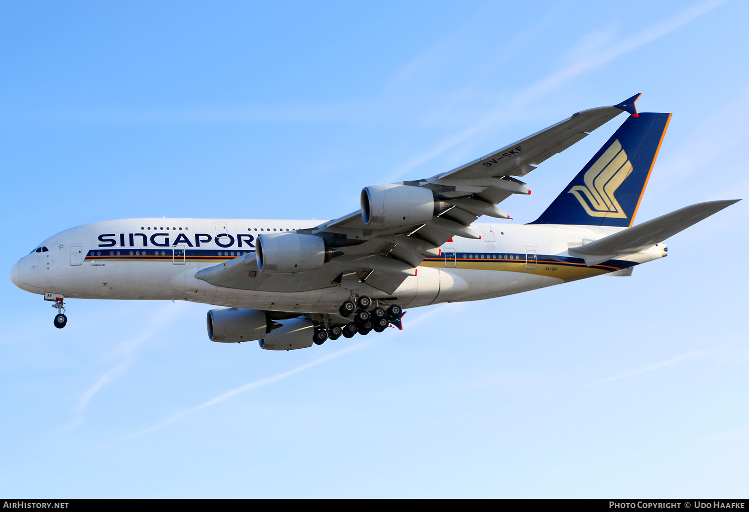 Aircraft Photo of 9V-SKF | Airbus A380-841 | Singapore Airlines | AirHistory.net #664340