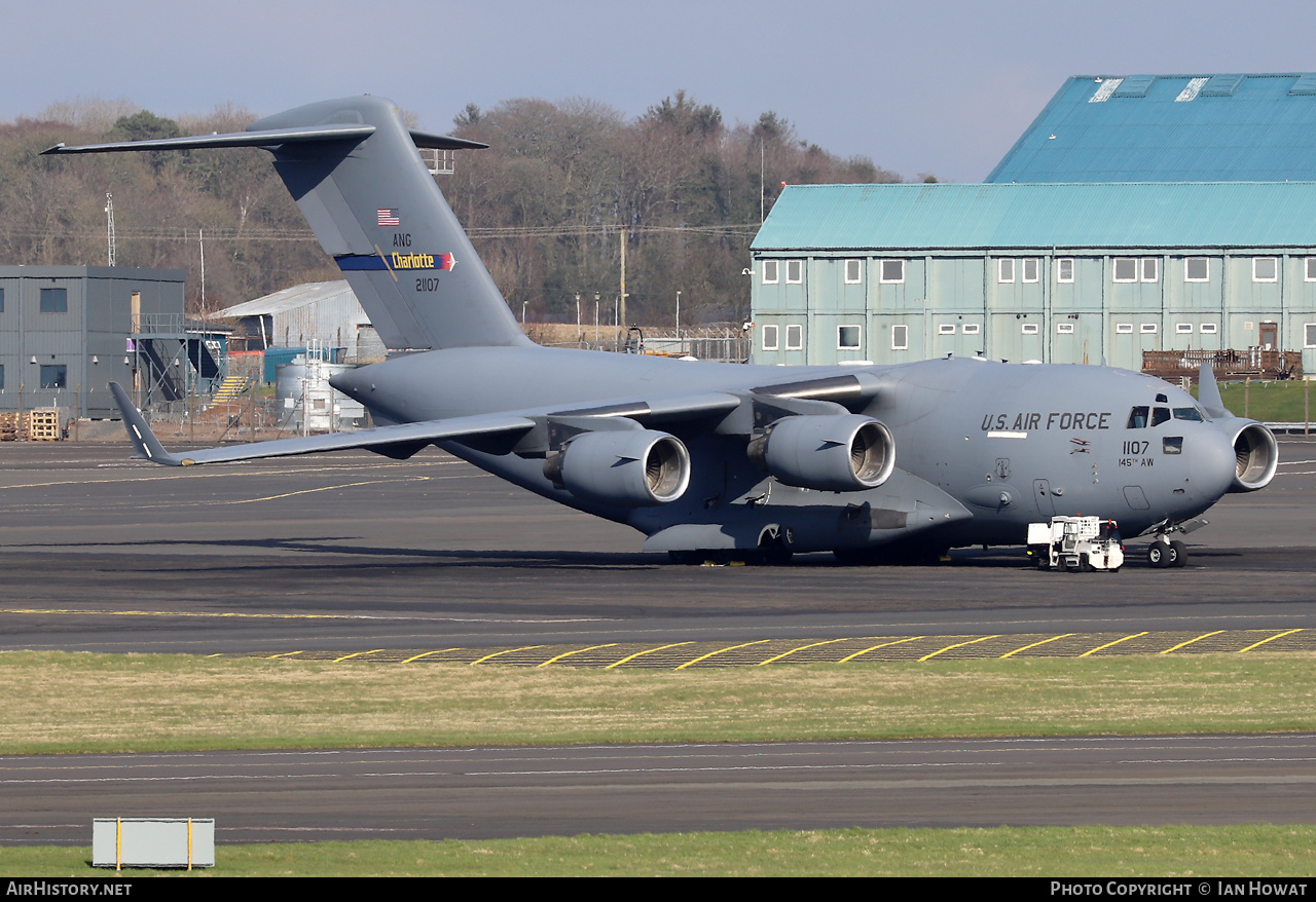 Aircraft Photo of 02-1107 / 21107 | Boeing C-17A Globemaster III | USA - Air Force | AirHistory.net #664377