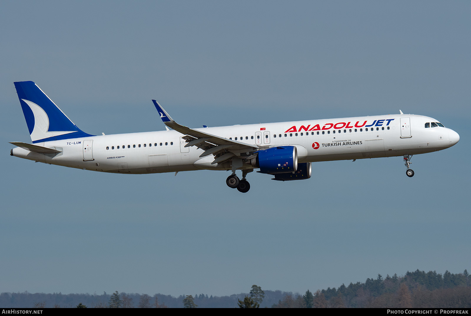 Aircraft Photo of TC-LUM | Airbus A321-271NX | AnadoluJet | AirHistory.net #664378