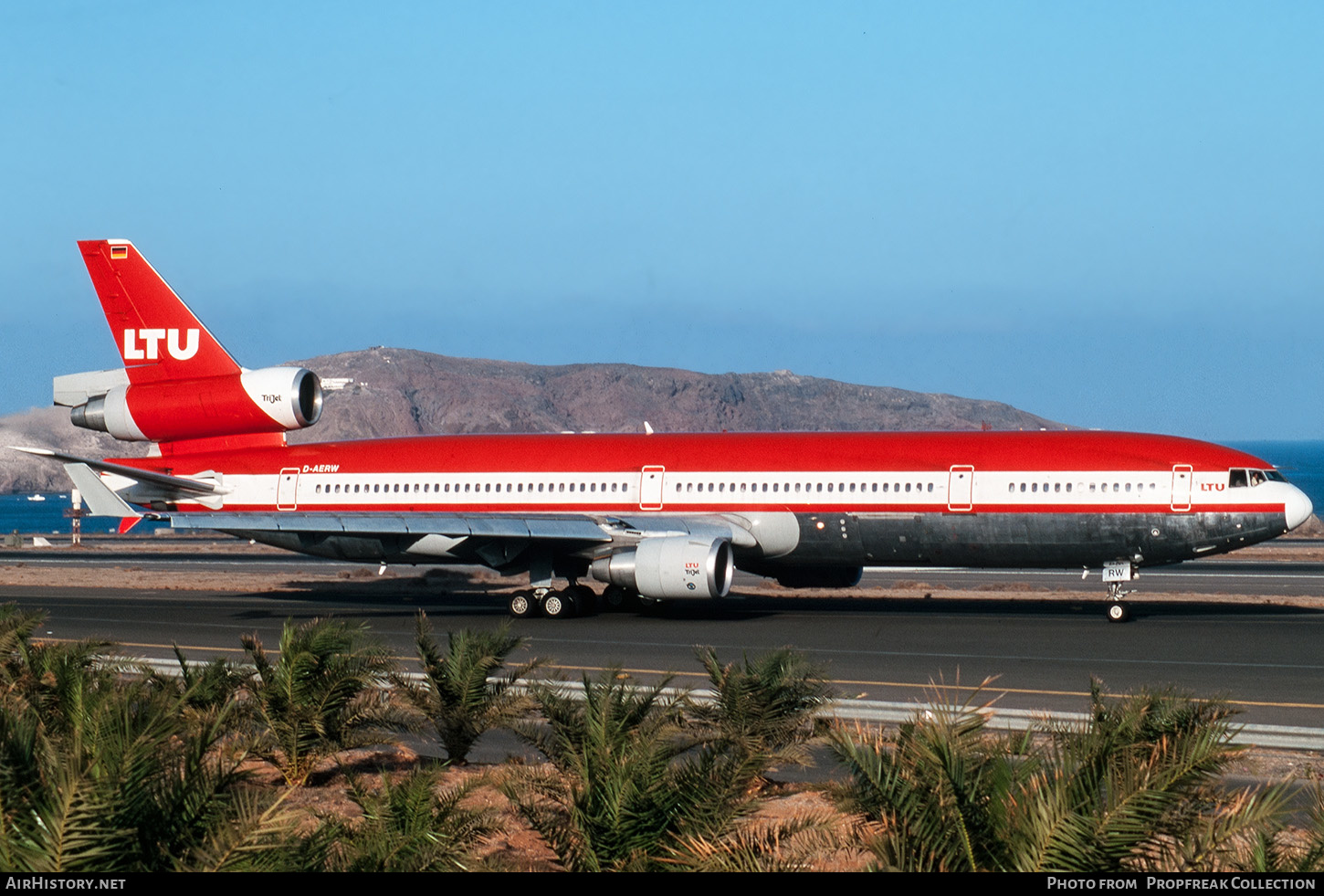 Aircraft Photo of D-AERW | McDonnell Douglas MD-11 | LTU - Lufttransport-Unternehmen | AirHistory.net #664434