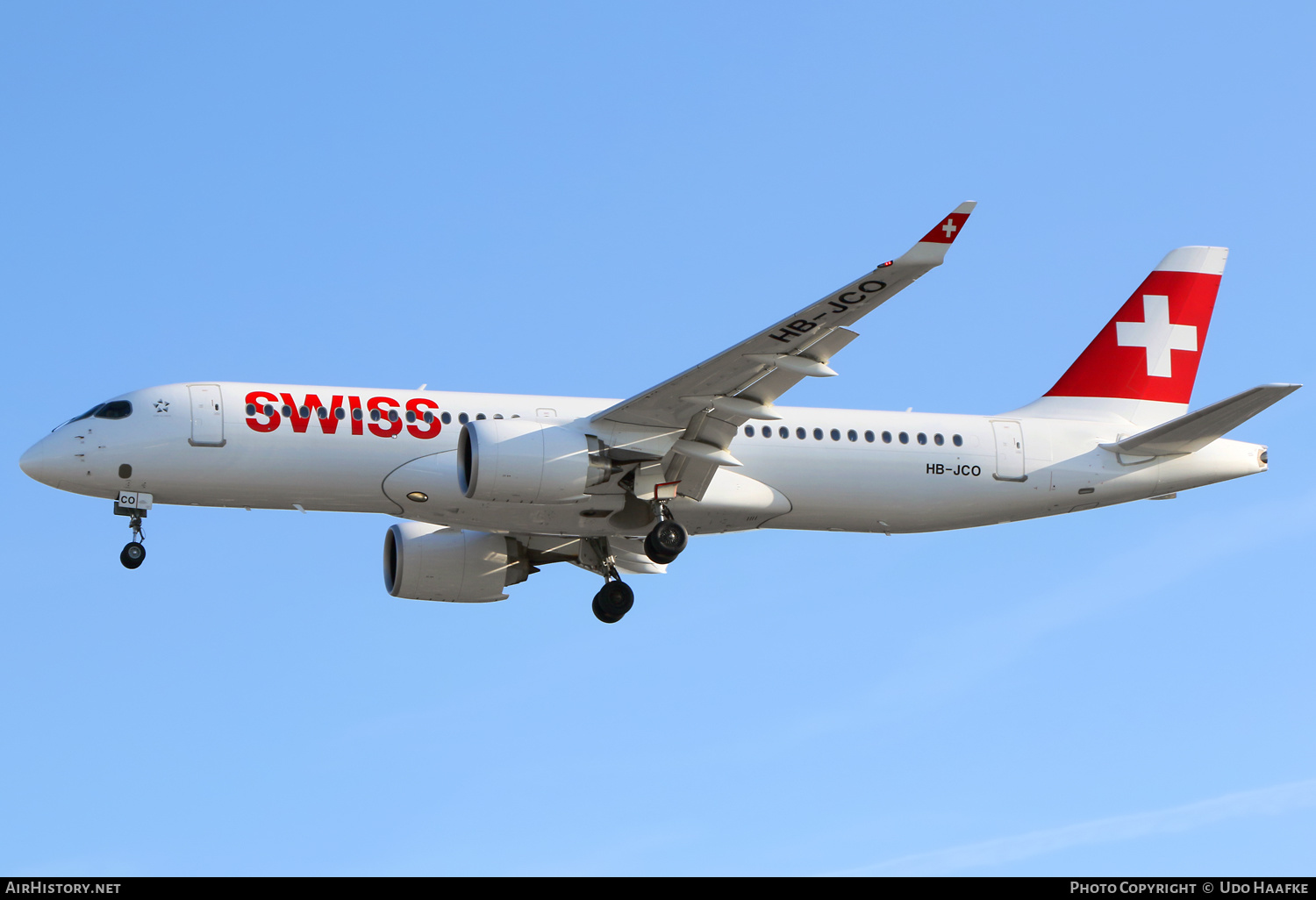 Aircraft Photo of HB-JCO | Bombardier CSeries CS300 (BD-500-1A11) | Swiss International Air Lines | AirHistory.net #664447