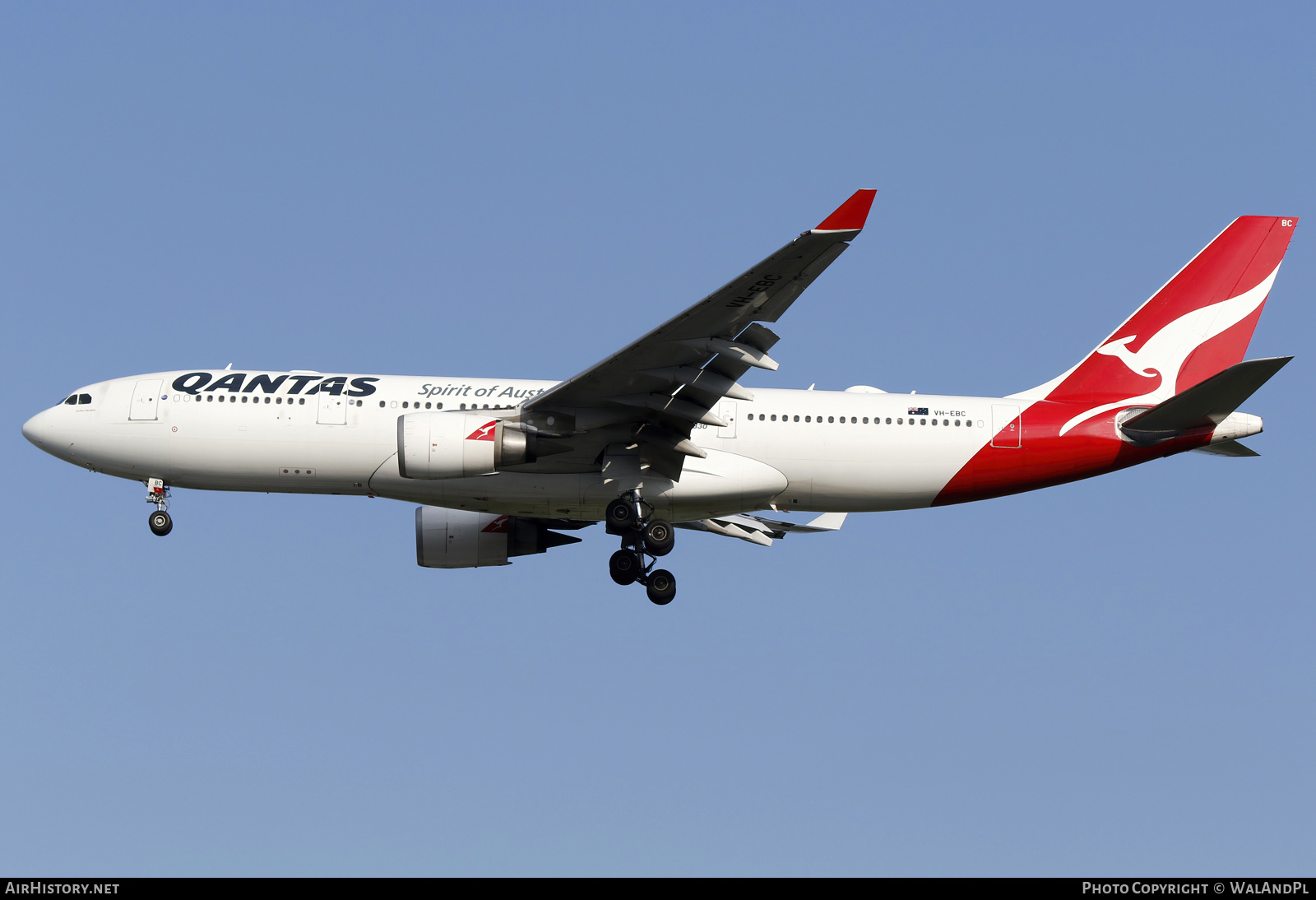 Aircraft Photo of VH-EBC | Airbus A330-202 | Qantas | AirHistory.net #664461