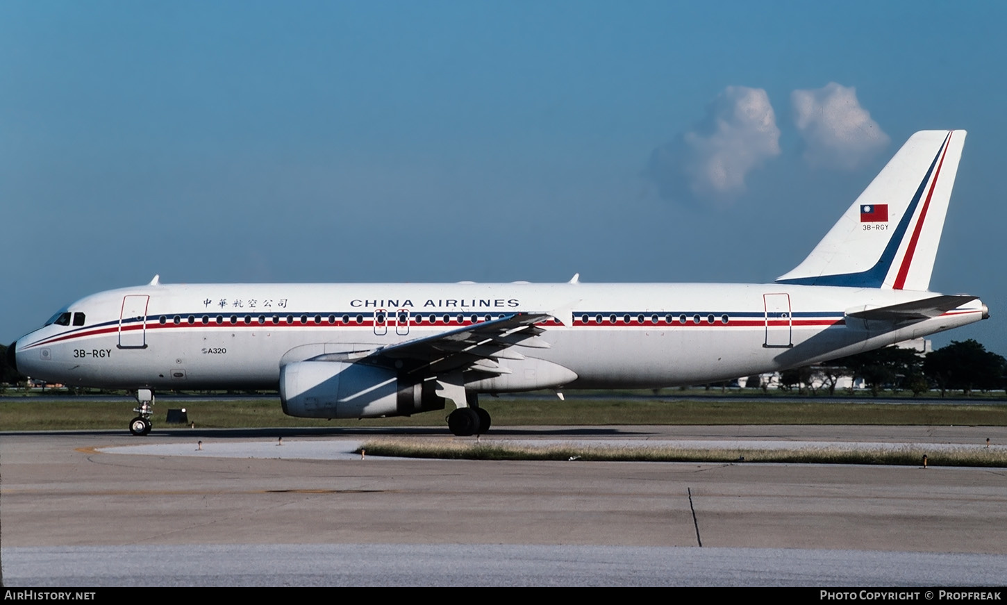 Aircraft Photo of 3B-RGY | Airbus A320-231 | China Airlines | AirHistory.net #664495