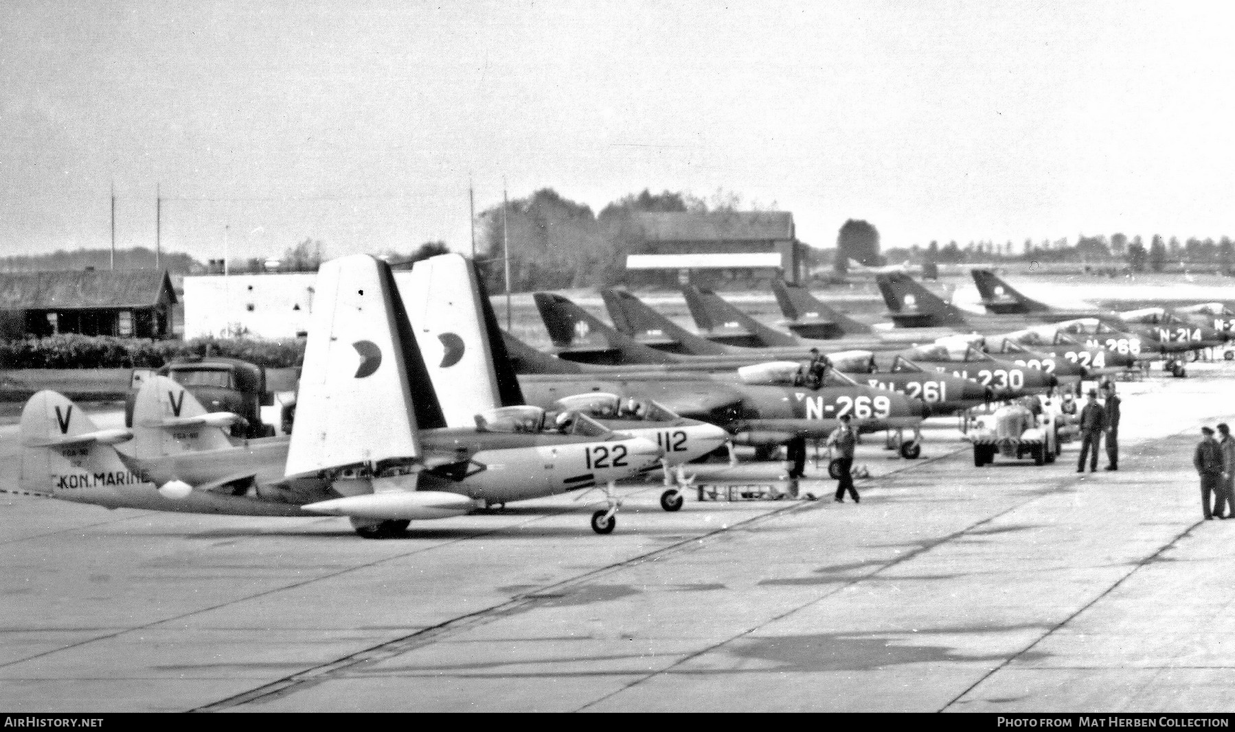 Aircraft Photo of 122 | Hawker Sea Hawk Mk 50 | Netherlands - Navy | AirHistory.net #664502