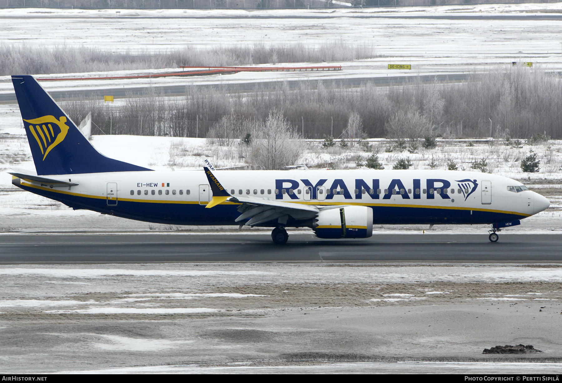 Aircraft Photo of EI-HEW | Boeing 737-8200 Max 200 | Ryanair | AirHistory.net #664543
