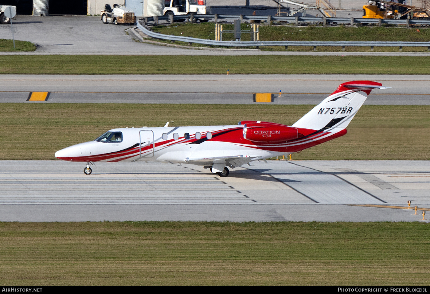 Aircraft Photo of N757BR | Cessna 525C CitationJet CJ4 | AirHistory.net #664563