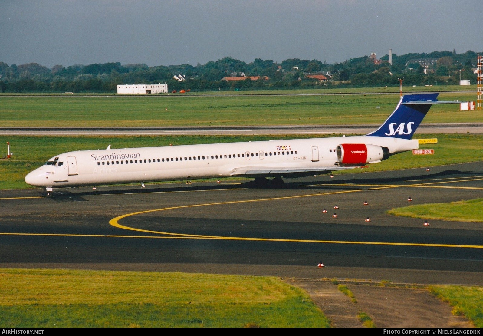 Aircraft Photo of OY-KIN | McDonnell Douglas MD-90-30 | Scandinavian Airlines - SAS | AirHistory.net #664600