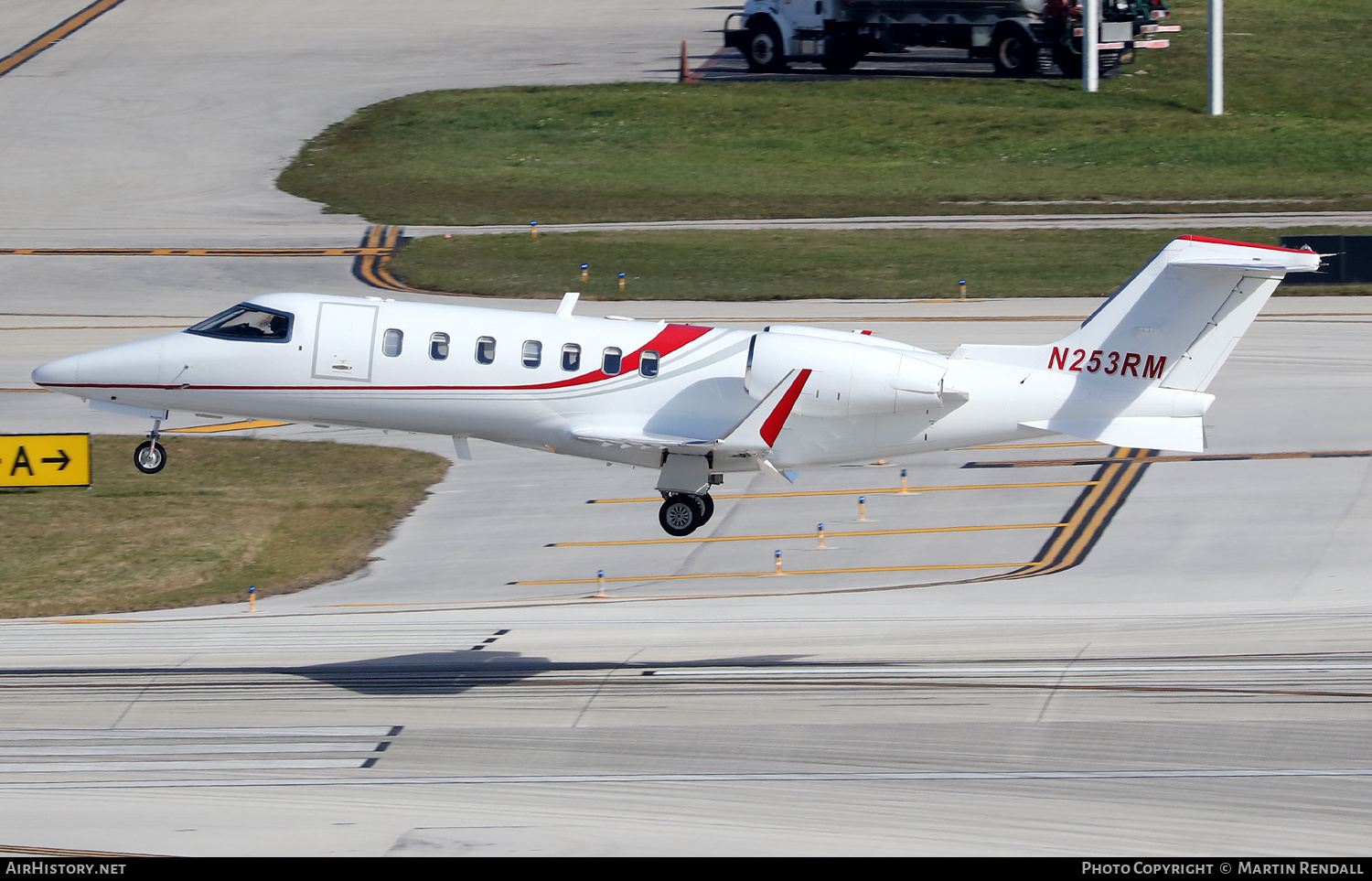 Aircraft Photo of N253RM | Learjet 40 | AirHistory.net #664636