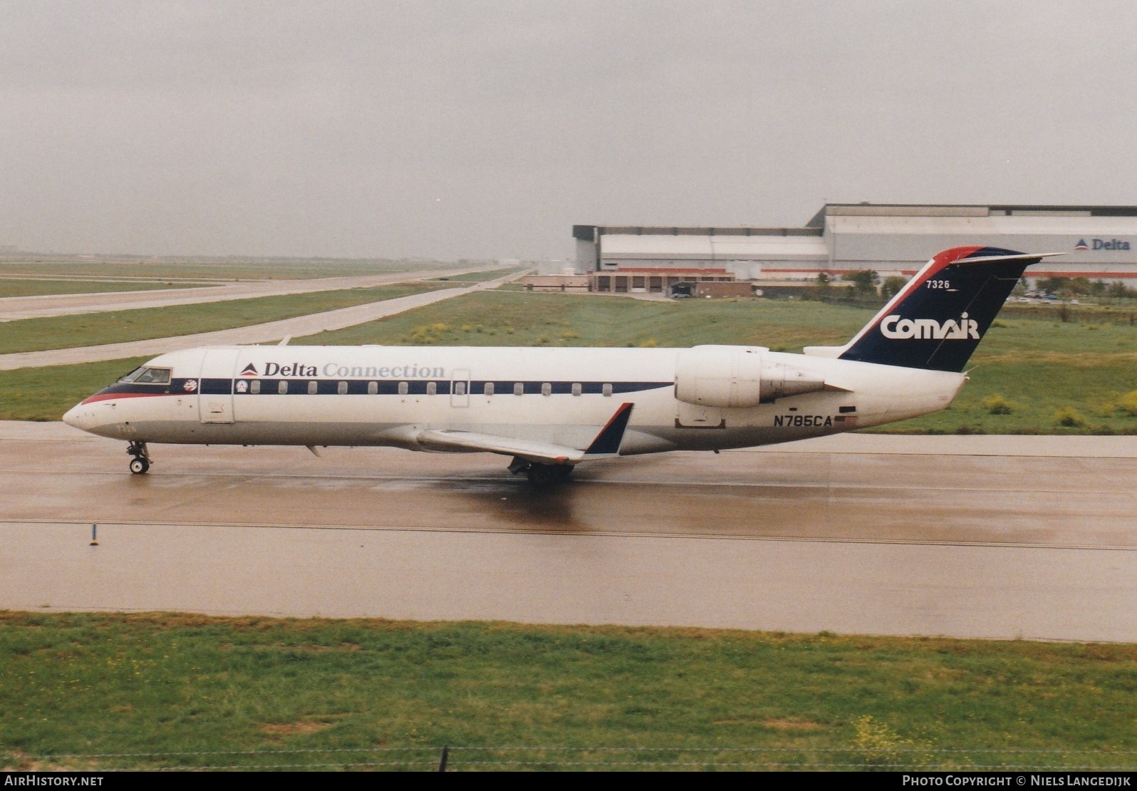 Aircraft Photo of N785CA | Bombardier CRJ-100ER (CL-600-2B19) | Delta Connection | AirHistory.net #664702