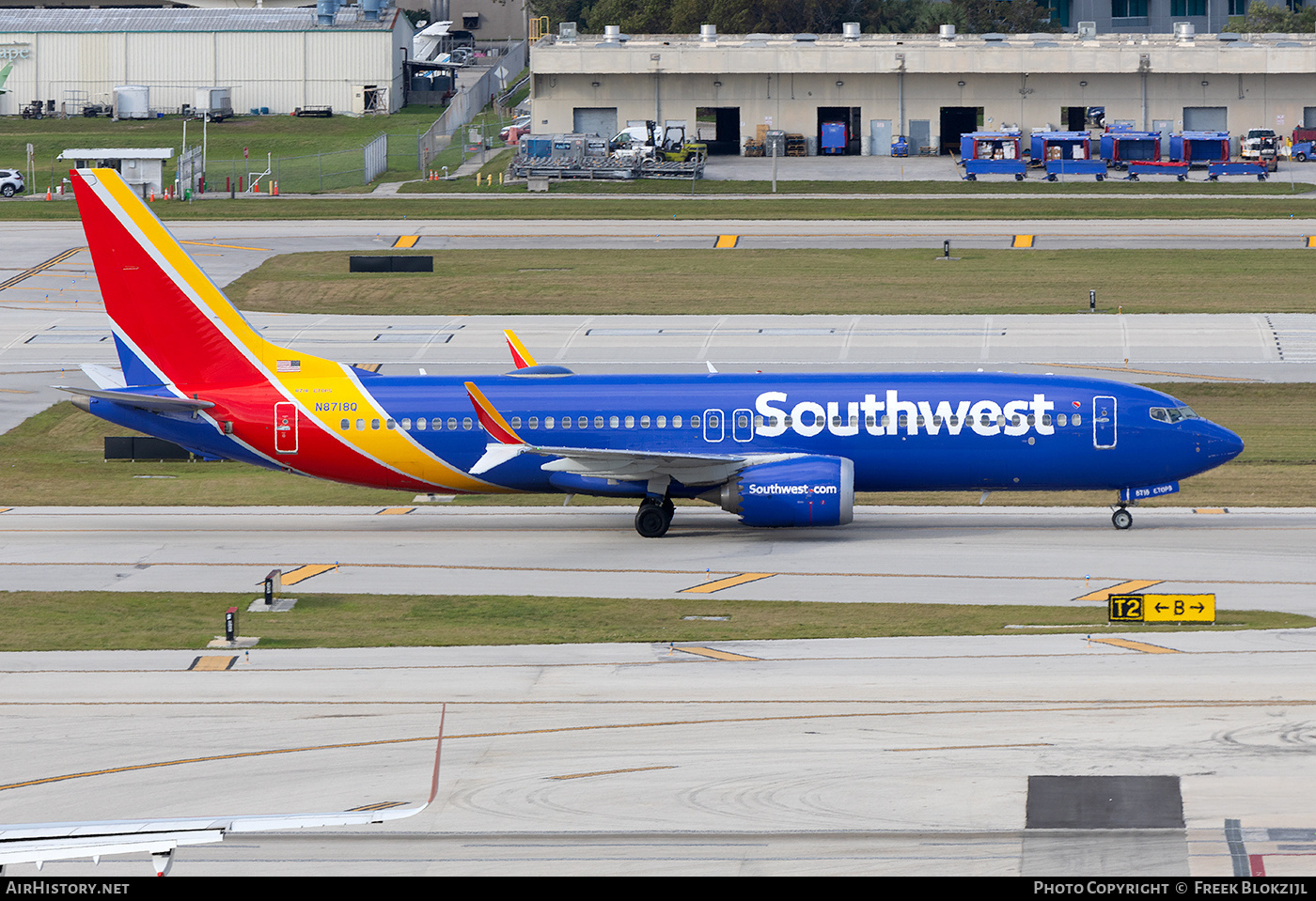 Aircraft Photo of N8718Q | Boeing 737-8 Max 8 | Southwest Airlines | AirHistory.net #664717
