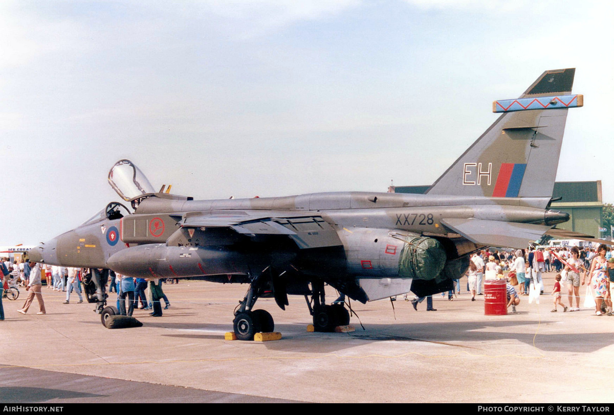 Aircraft Photo of XX728 | Sepecat Jaguar GR1 | UK - Air Force | AirHistory.net #664731