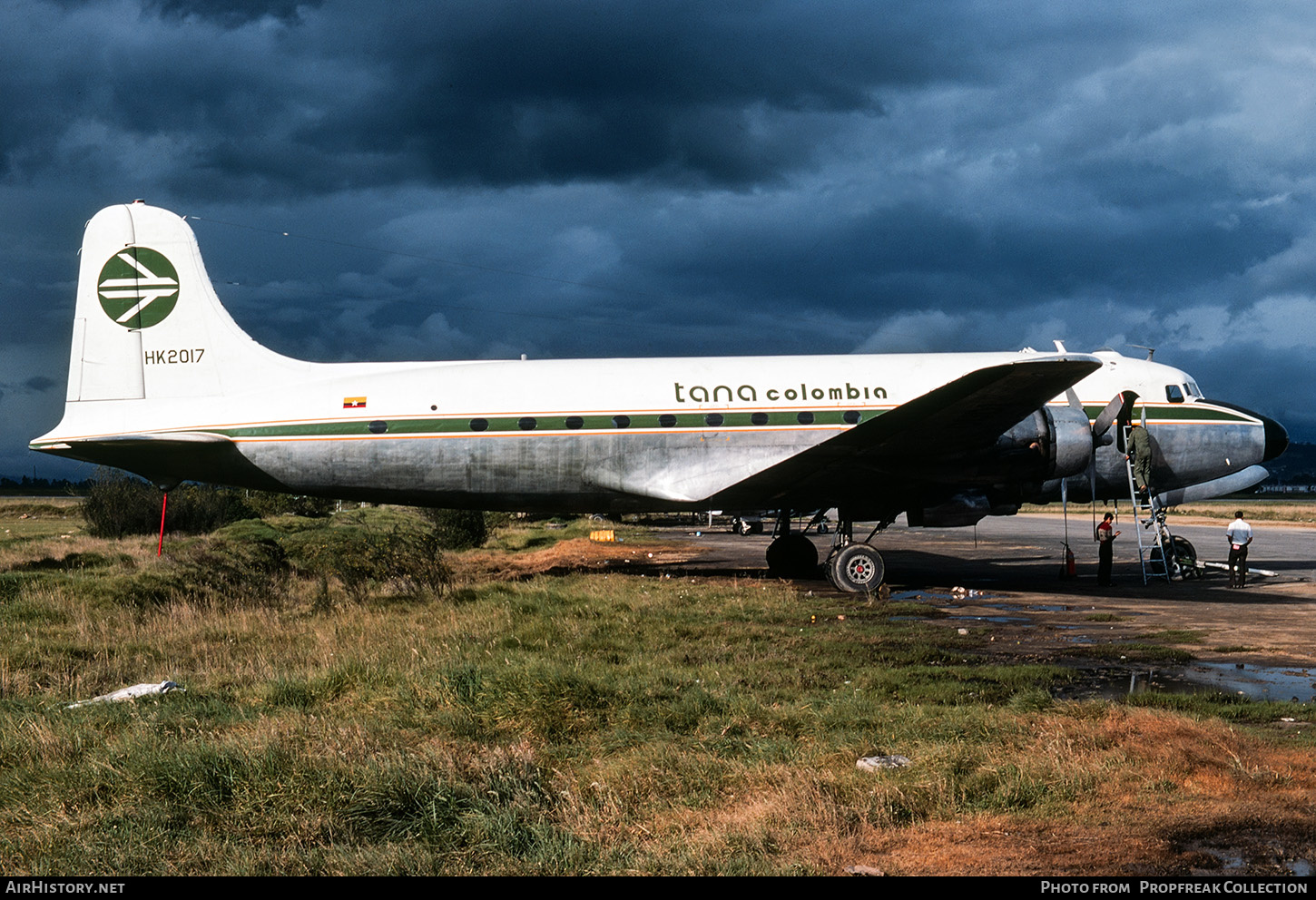 Aircraft Photo of HK-2017 | Douglas C-54G Skymaster | TANA - Transporte Aéreos Nacionales | AirHistory.net #664746