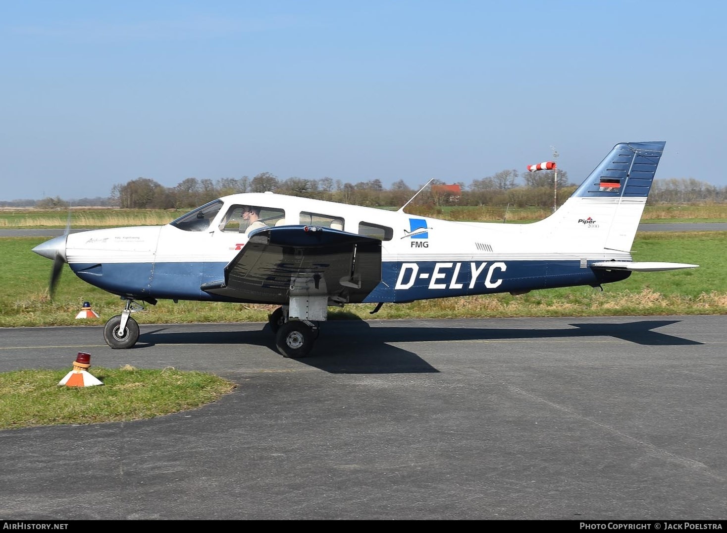 Aircraft Photo of D-ELYC | Piper PA-28-181 Archer III | FMG Flight Training | AirHistory.net #664759