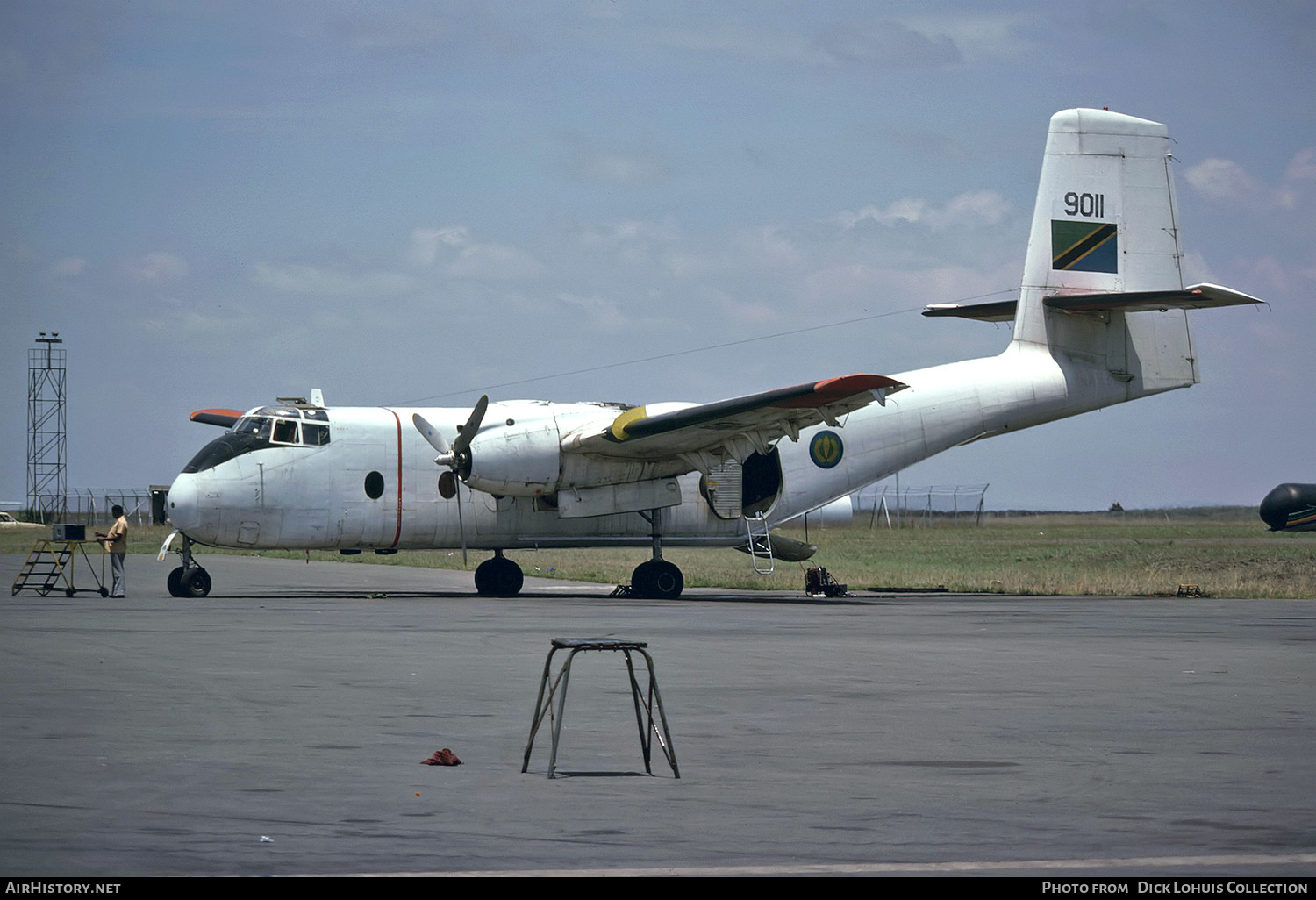 Aircraft Photo of 9011 | De Havilland Canada DHC-4 Caribou | Tanzania - Air Force | AirHistory.net #664793