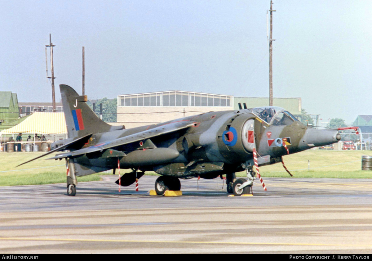 Aircraft Photo of XV758 | Hawker Siddeley Harrier GR3 | UK - Air Force | AirHistory.net #664865