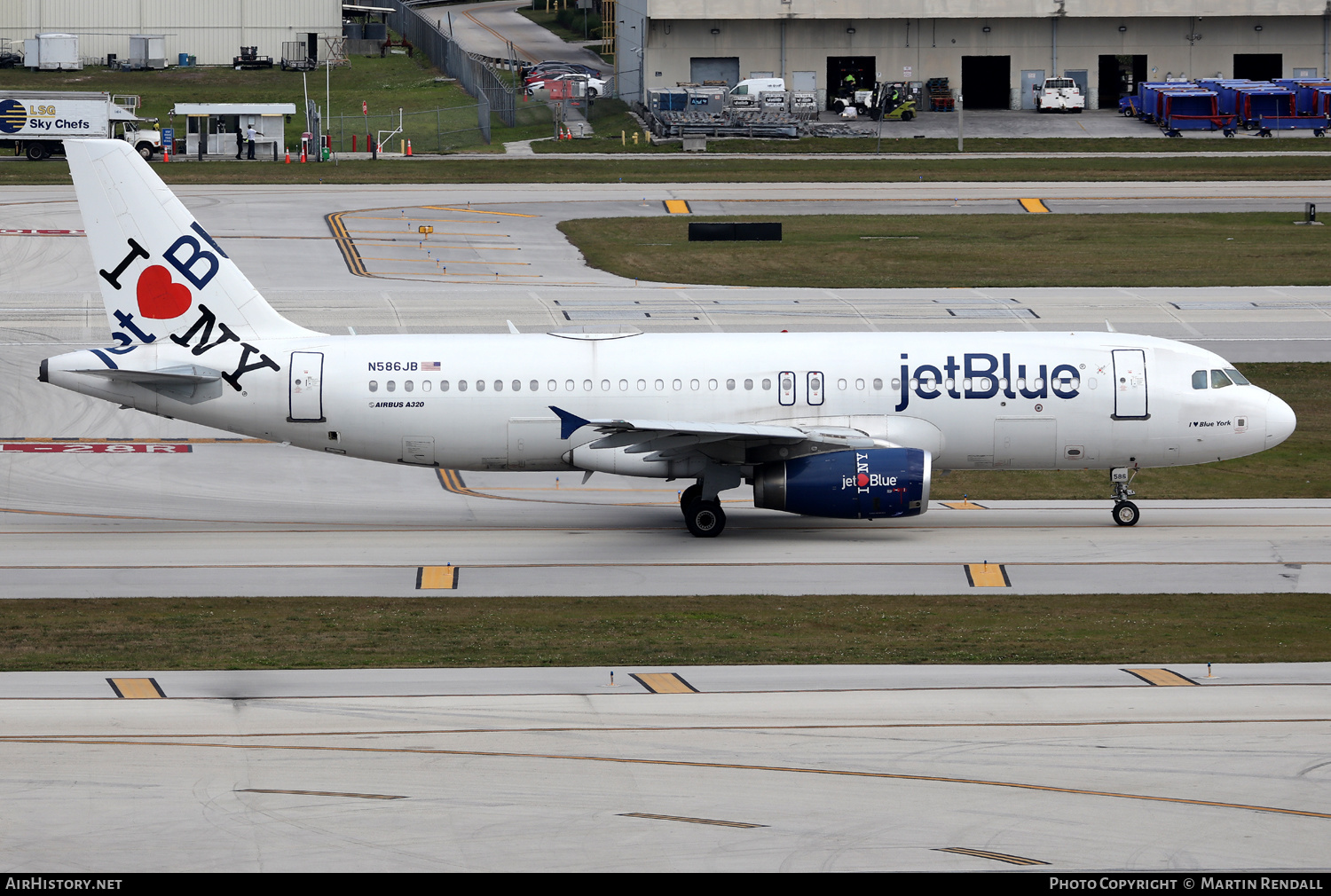 Aircraft Photo of N586JB | Airbus A320-232 | JetBlue Airways | AirHistory.net #664878