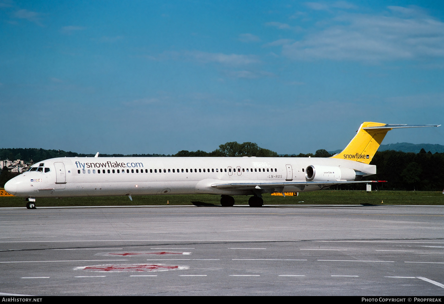 Aircraft Photo of LN-ROS | McDonnell Douglas MD-82 (DC-9-82) | Snowflake | AirHistory.net #664944
