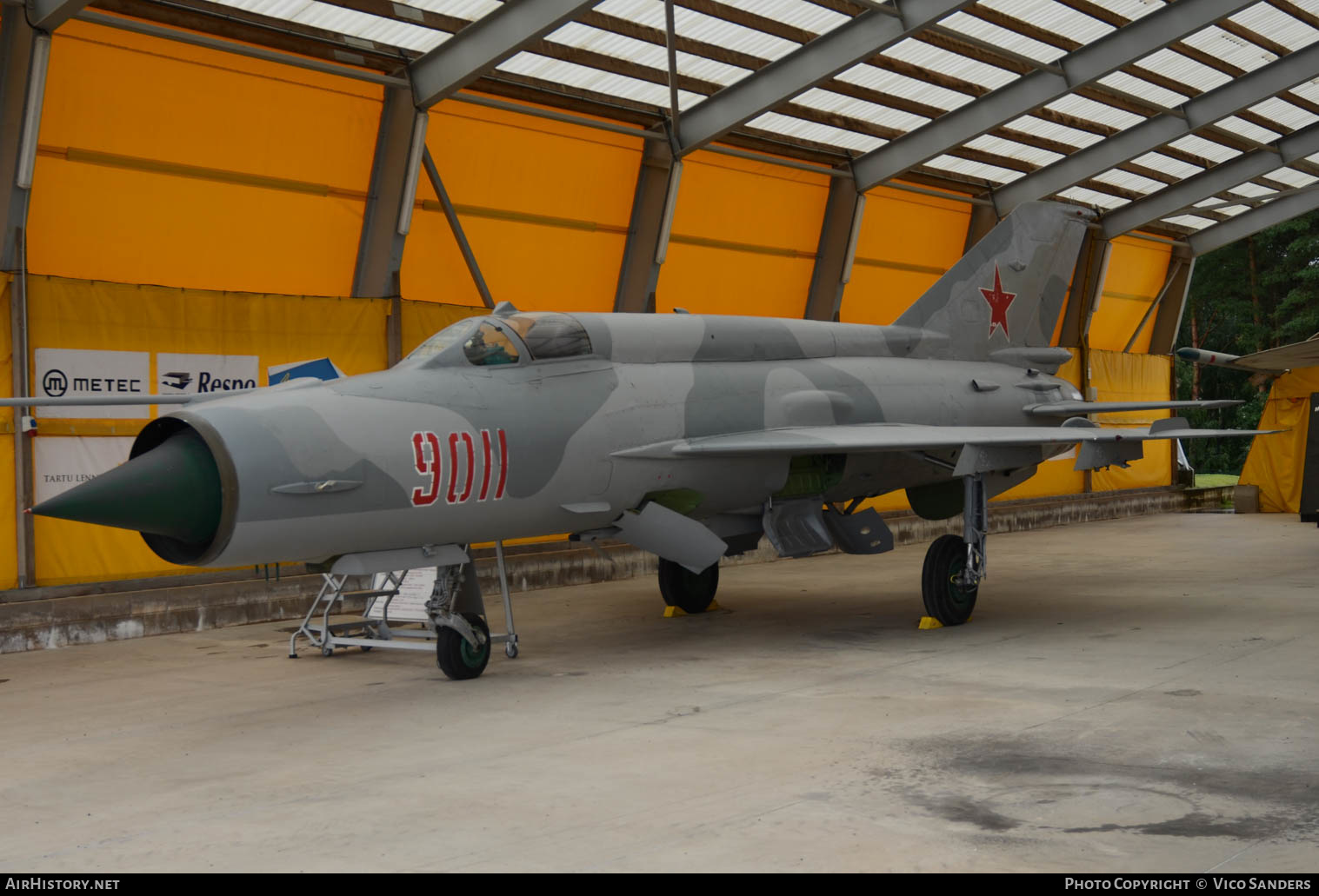 Aircraft Photo of 9011 | Mikoyan-Gurevich MiG-21MF | Soviet Union - Air Force | AirHistory.net #665001