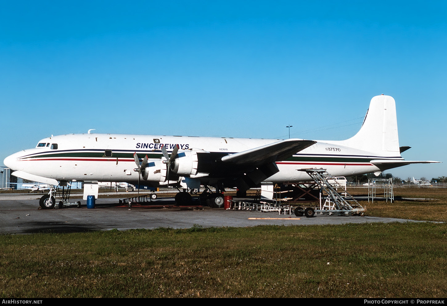 Aircraft Photo of N37570 | Douglas DC-6B(F) | Sincereways | AirHistory.net #665009