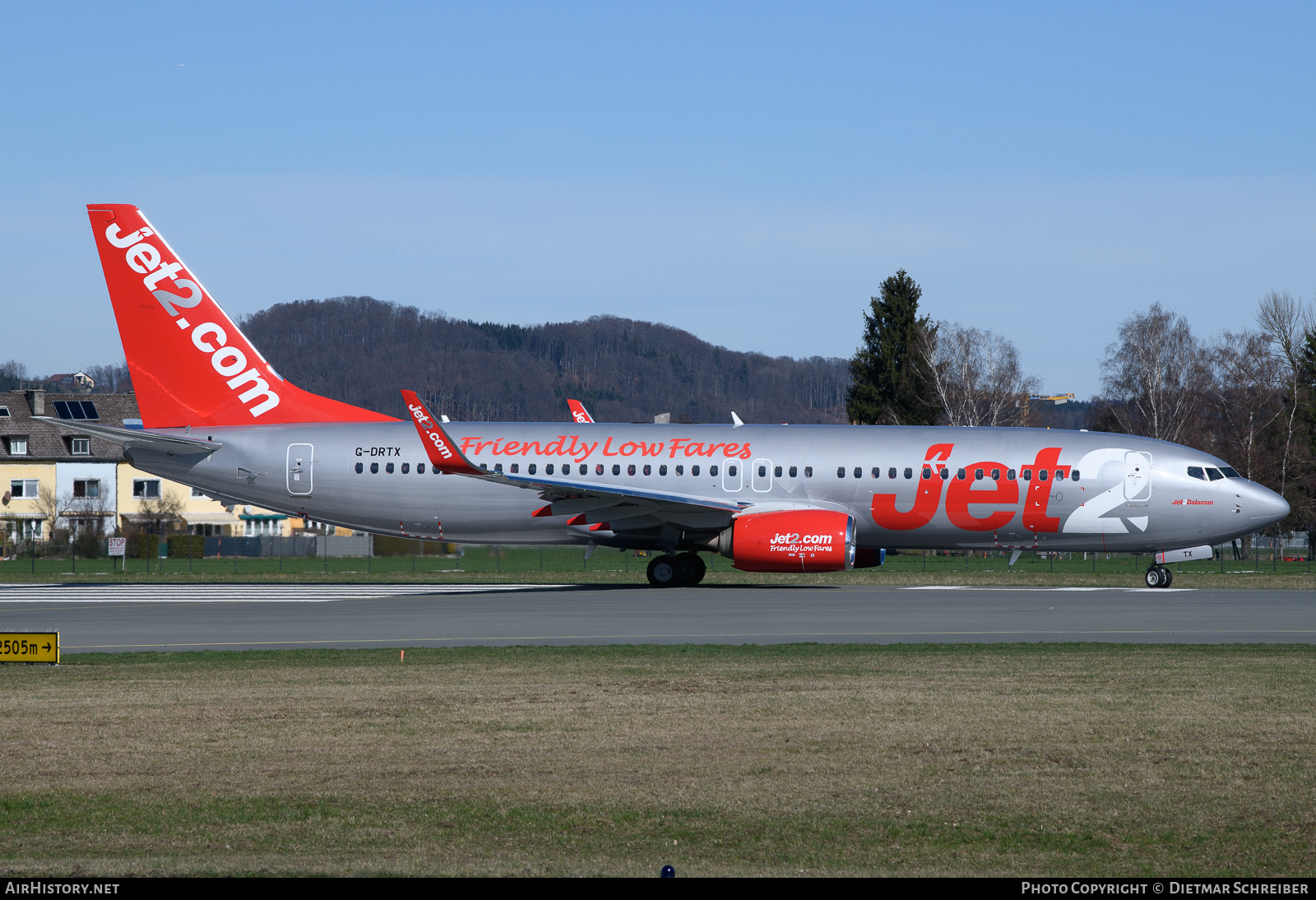 Aircraft Photo of G-DRTX | Boeing 737-8AL | Jet2 | AirHistory.net #665033