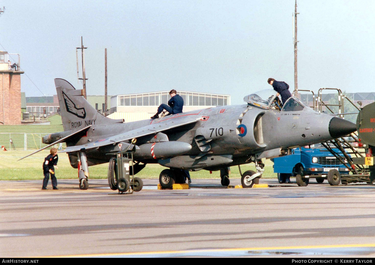 Aircraft Photo of ZA195 | British Aerospace Sea Harrier FRS1 | UK - Navy | AirHistory.net #665071