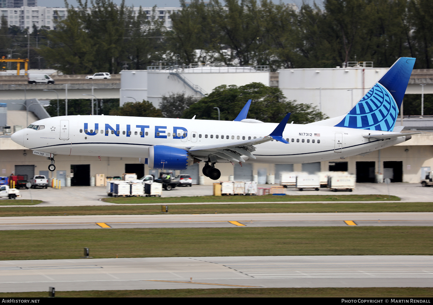 Aircraft Photo of N17312 | Boeing 737-8 Max 8 | United Airlines | AirHistory.net #665109