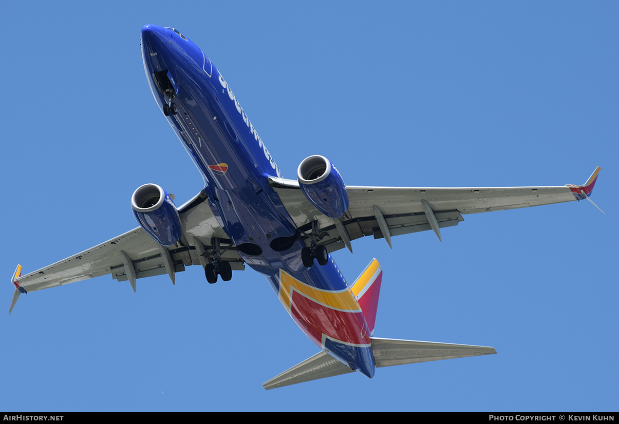 Aircraft Photo of N8582Z | Boeing 737-800 | Southwest Airlines | AirHistory.net #665159