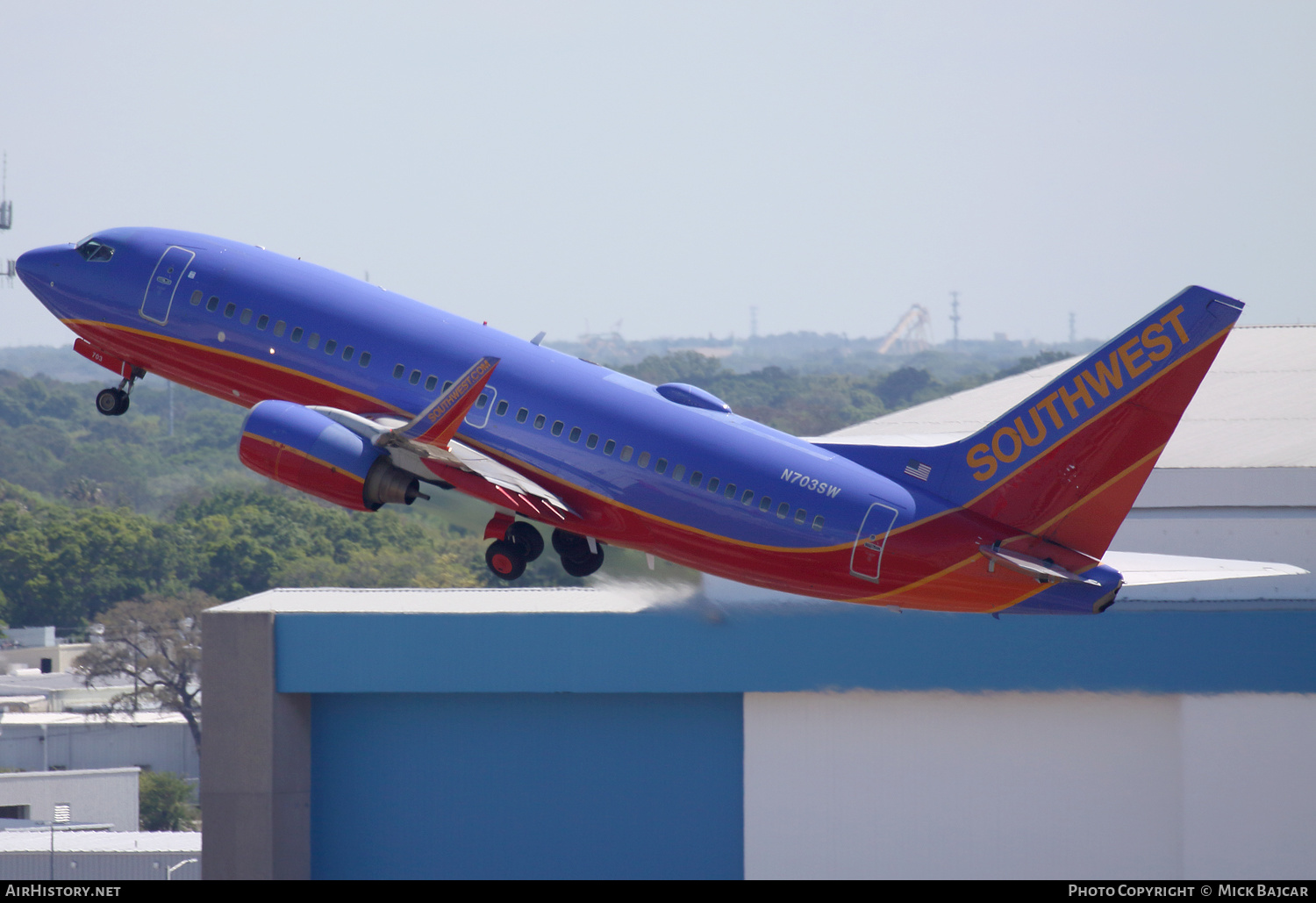 Aircraft Photo of N703SW | Boeing 737-7H4 | Southwest Airlines | AirHistory.net #665160