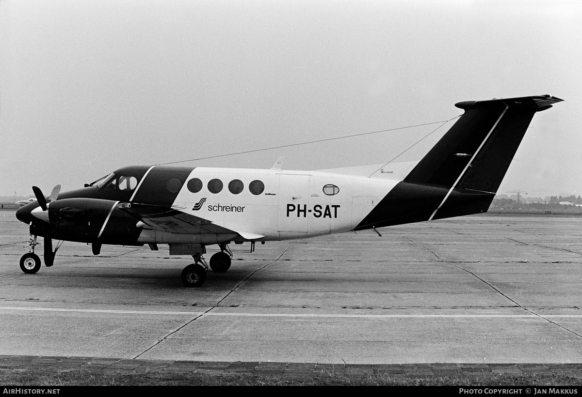 Aircraft Photo of PH-SAT | Beech 200 Super King Air | Schreiner Airways | AirHistory.net #665166