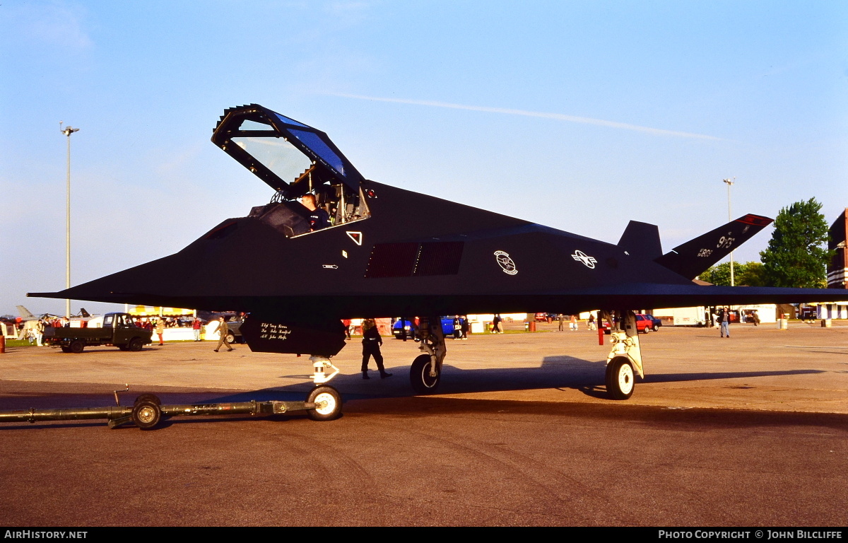 Aircraft Photo of 84-0809 / AF84-809 | Lockheed F-117A Nighthawk | USA - Air Force | AirHistory.net #665234